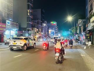 Gần chợ bà chiểu  20m ra mặt tiền đường lớn  5 tầng  6 phòng ngủ