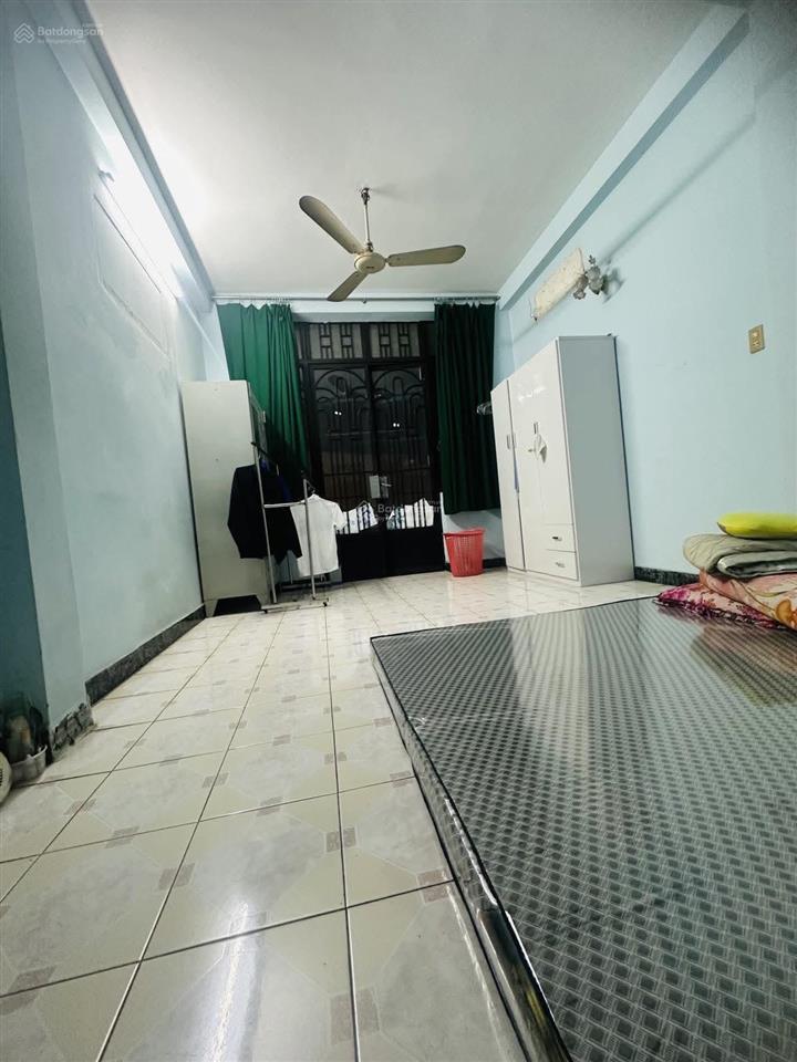 Gần chợ bà chiểu  20m ra mặt tiền đường lớn  5 tầng  6 phòng ngủ