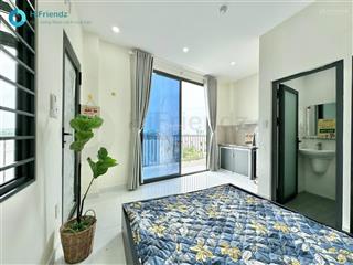 Căn hộ ban công full nội thất ngay lê văn việt