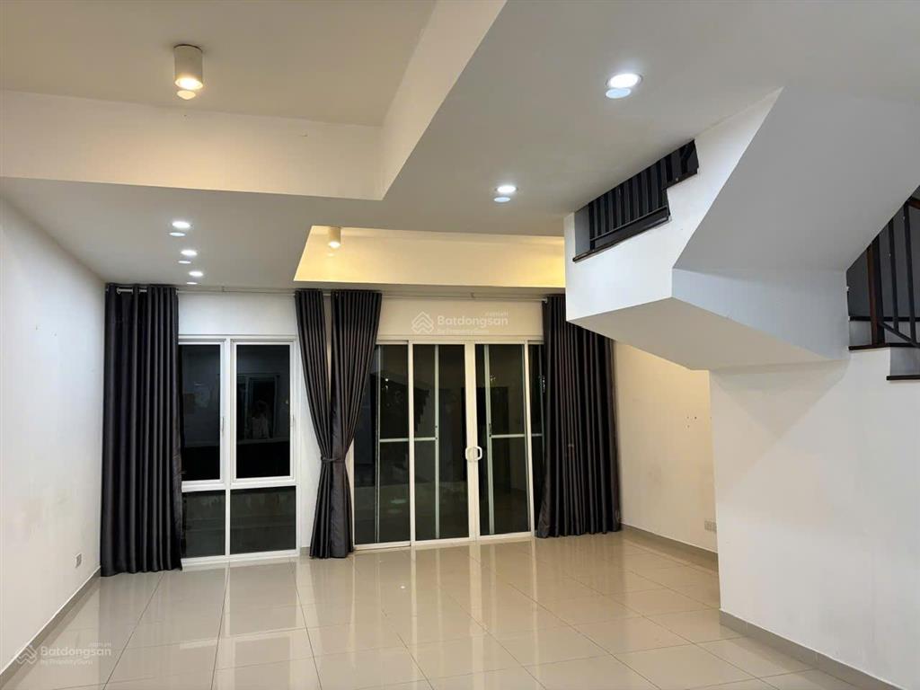 Sos chủ bán gấp căn liền kề nadyn parkcity.
