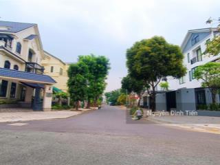 Hàng ngộp giảm sâu 3tỷ chủ bán bằng bank định giá biệt thự 3 tầng 167,7m2 khu grand land quận 9.