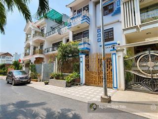 Biệt thự 132m2 ngang 7m 4 tầng mt đường khu biệt thự bên sông hiệp bình chánh gigamall thủ đức.