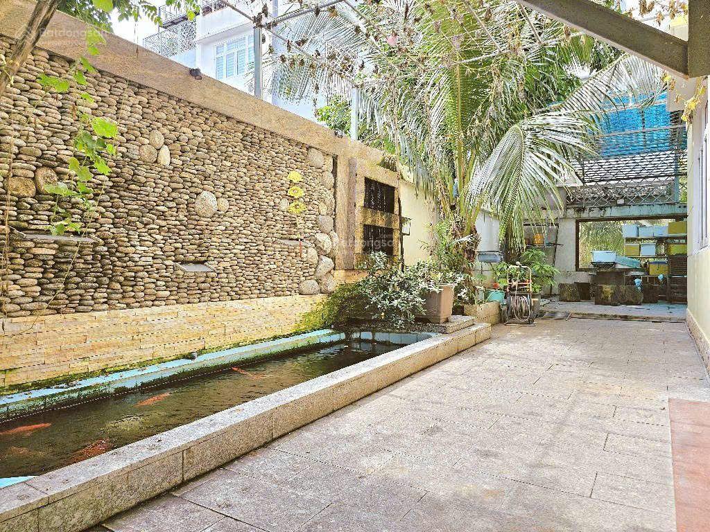 Gấp giảm 3 tỷ bán biệt thự lô góc 9m x 28m 4 tầng có thang máy kdc gia hòa quận 9 gần global city