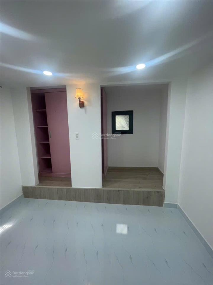 Nhà mới ở ngay bình thạnh, 3pn, 2wc phù hợp cho vợ chồng trẻ
