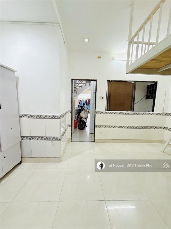 Tài bđs  lê quang định hẻm xe hơi nhà 4 tầng .
60m2 5pn khép kín khai thác chdv dòng tiền 25tr