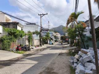 Bán đất đường mai thị dõng  hòn nghê  vĩnh ngọc  nha trang  dt 80,7m2 ngang 5m  giá tốt 2tỷ2