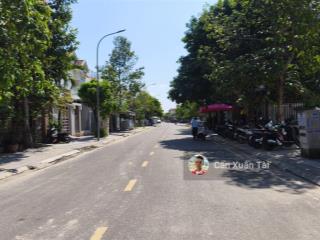 Bán đất khu đô thị nam sông cái  xã diên khánh  sổ hồng riêng  vị trí đẹp  giá 3tỷ9