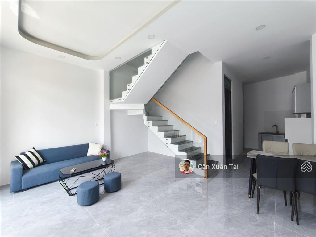 Bán nhà mới 1 trệt 1 lầu diên khánh  gần ql1a  nhà 3pn  khu dân cư đông  vị trí đầy đủ tiện ích