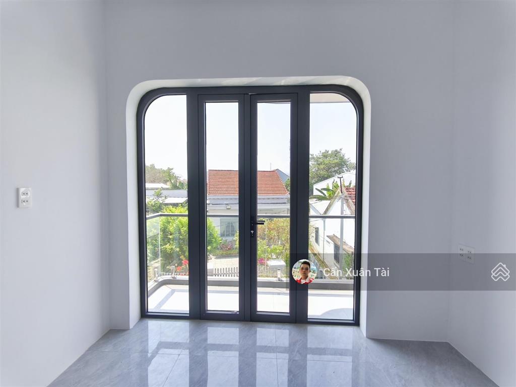 Bán nhà mới 1 trệt 1 lầu diên khánh  gần ql1a  nhà 3pn  khu dân cư đông  vị trí đầy đủ tiện ích