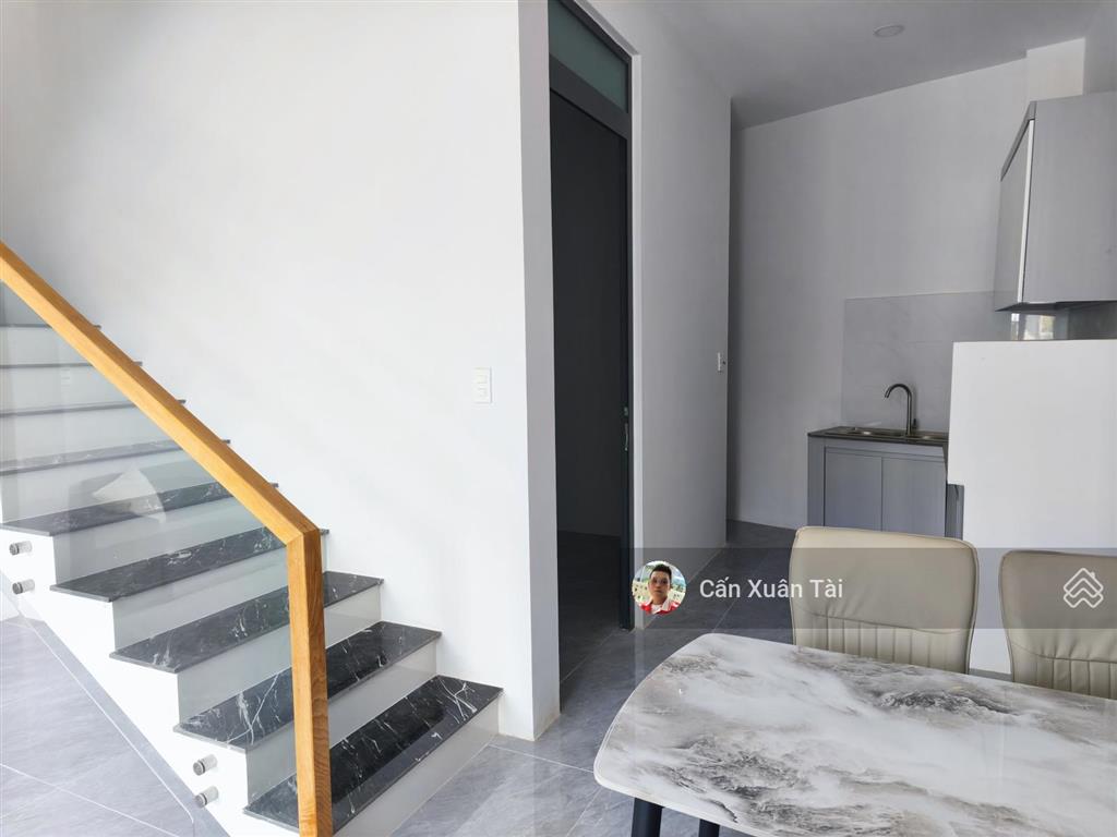 Bán nhà mới 1 trệt 1 lầu diên khánh  gần ql1a  nhà 3pn  khu dân cư đông  vị trí đầy đủ tiện ích