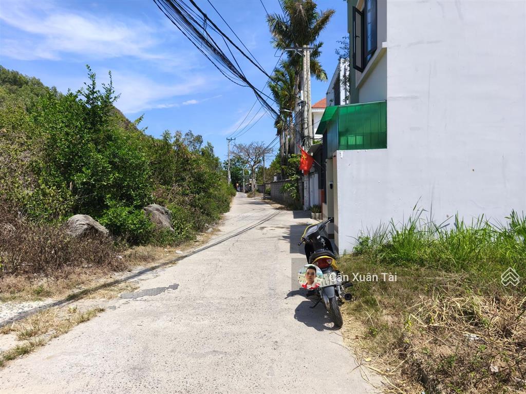 Bán đất mặt tiền đường nguyễn đức thuận  vĩnh hoà  bắc nha trang  diện tích 67,3m2  giá 3tỷ1