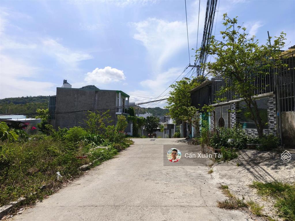 Bán đất mặt tiền đường nguyễn đức thuận  vĩnh hoà  bắc nha trang  diện tích 67,3m2  giá 3tỷ1