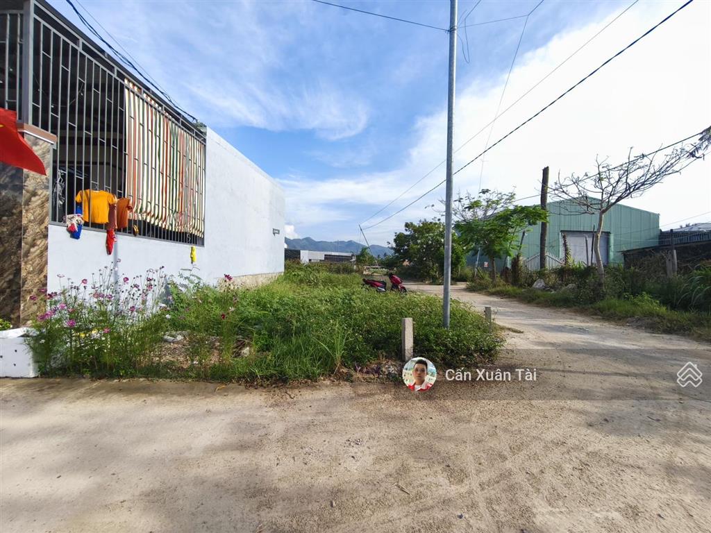 Bán đất diên phú  diên khánh  lô góc diện tích 107,7m2 ngang 7,4m  giá 1tỷ150  đường ô tô 4,5m