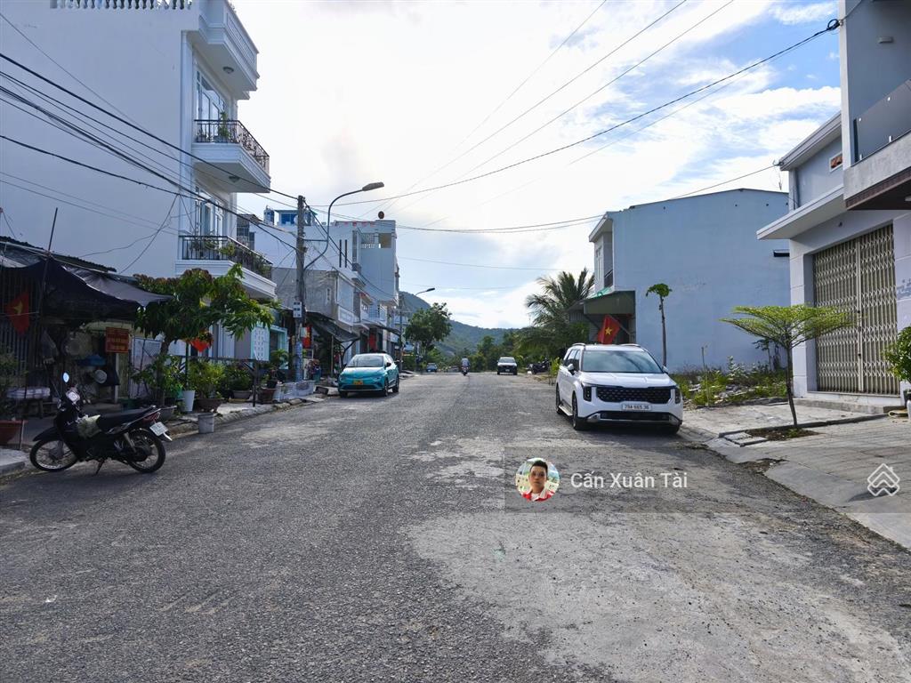 Bán đất tặng nhà cấp 4 gần biển  mặt tiền đường triệu quang phục rộng 16m  hòn xện bắc nha trang