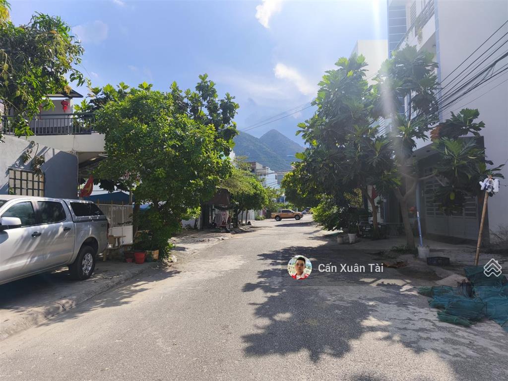Bán đất mặt tiền đường bùi huy bích  hòn xện nha trang  diện tích 240m2 ngang 12m  vị trí đẹp