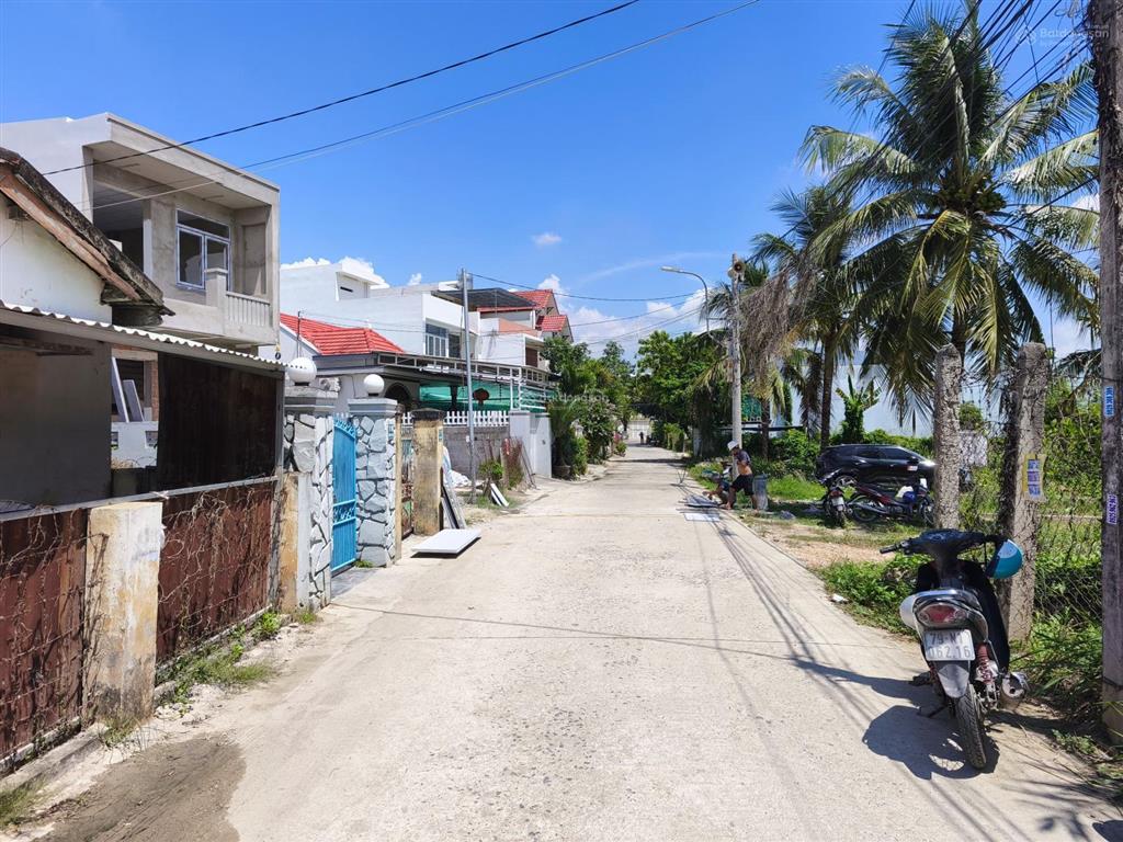 Bán đất mặt tiền đường ngô quyền  trung tâm diên khánh  diện tích 124,7m2 ngang 6,2m  giá 2tỷ650