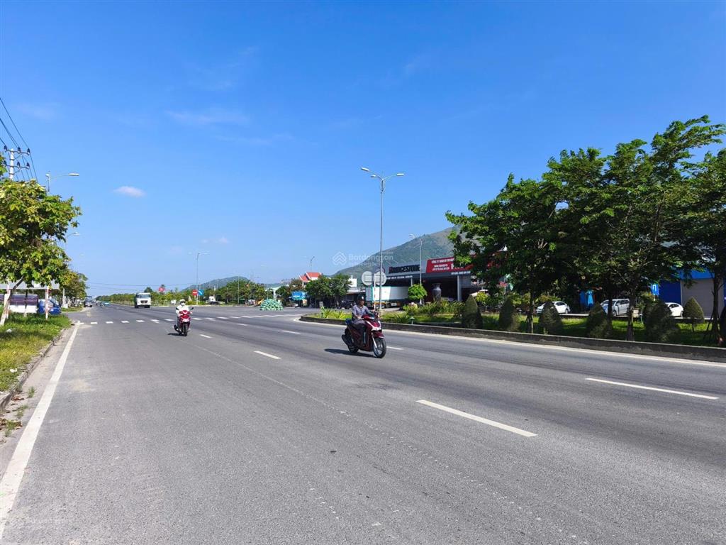 Bán đất diên toàn diên khánh  ngay đường võ nguyên giáp  diện tích 115,6m2 ngang 5,6m  giá 1tỷ6