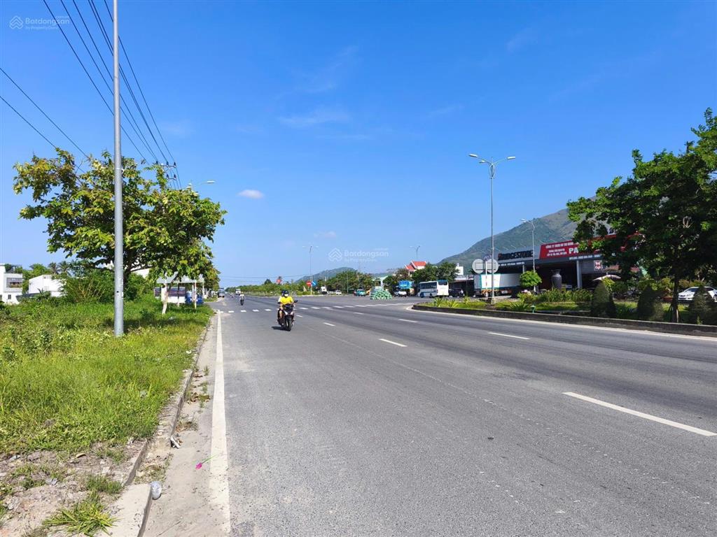 Bán đất diên toàn diên khánh  ngay đường võ nguyên giáp  diện tích 115,6m2 ngang 5,6m  giá 1tỷ6