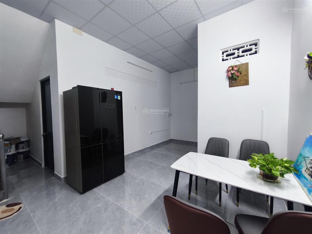 Bán nhà 1 trệt 1 lầu gần biển  hẻm lý thái tổ  bắc nha trang  diện tích 71,6m2 ngang 6,5m