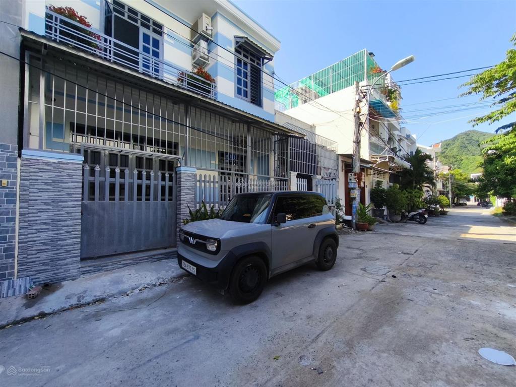 Bán nhà 1 trệt 1 lầu gần biển  hẻm lý thái tổ  bắc nha trang  diện tích 71,6m2 ngang 6,5m