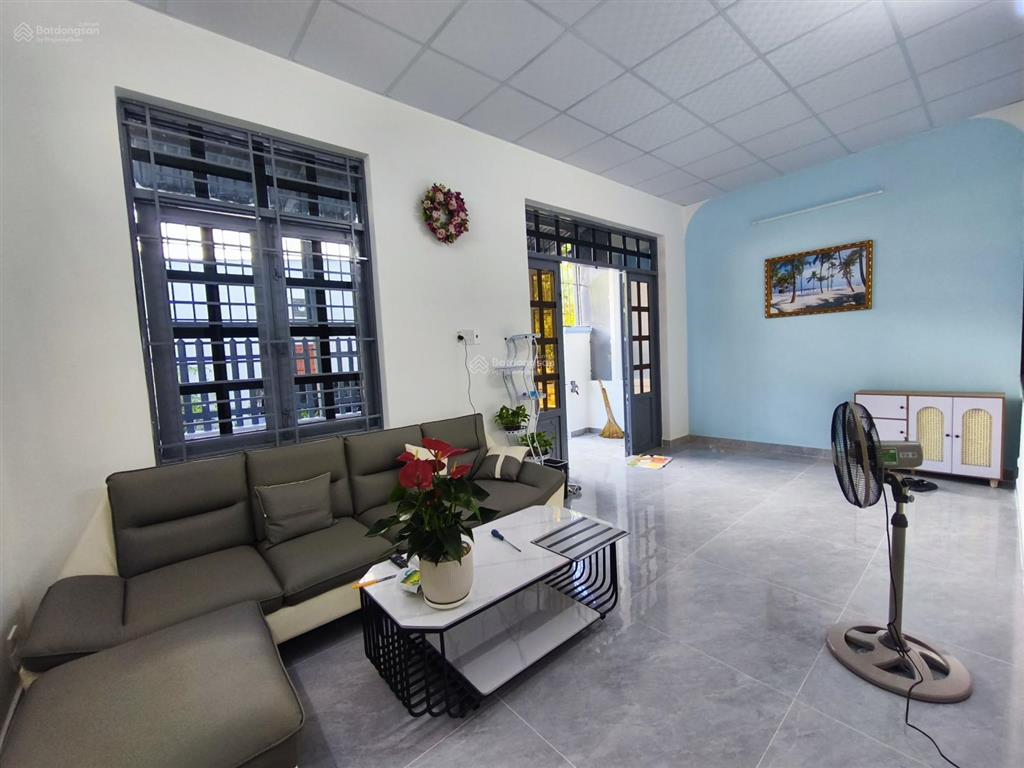 Bán nhà 1 trệt 1 lầu gần biển  hẻm lý thái tổ  bắc nha trang  diện tích 71,6m2 ngang 6,5m