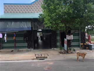 Cách chợ kcn mỹ phước 3 200m toạ lạc dãy trọ ngay đường nl11, p. thới hoà, bến cát chỉ 800 triệu.