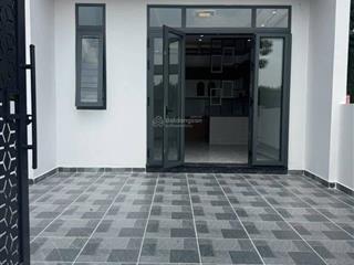 Cách ql13 chưa đến 5' đi xe là ngôi nhà siêu đẹp ở đ.3 tháng 2, p.thuận an, hồ chí minh chỉ 1,15 tỷ