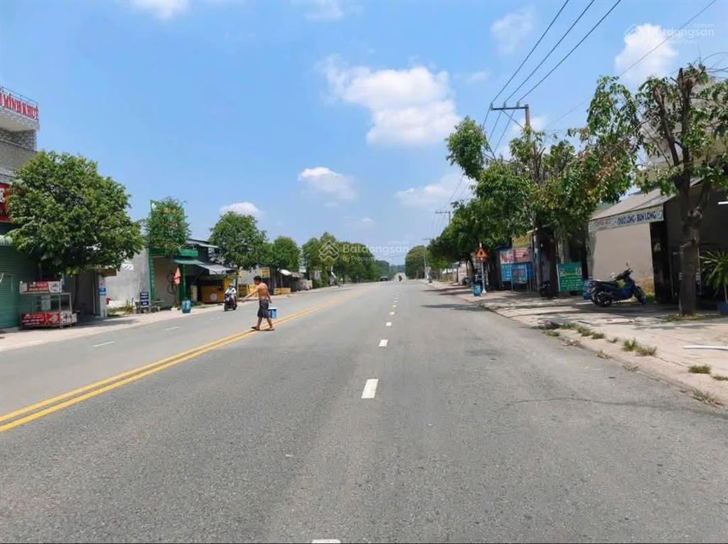Chủ ngộp bank gửi bán lô đất ngay đ. d11, xã bàu bàng, hồ chí minh chỉ 800 triệu cạnh chợ bàu bàng.