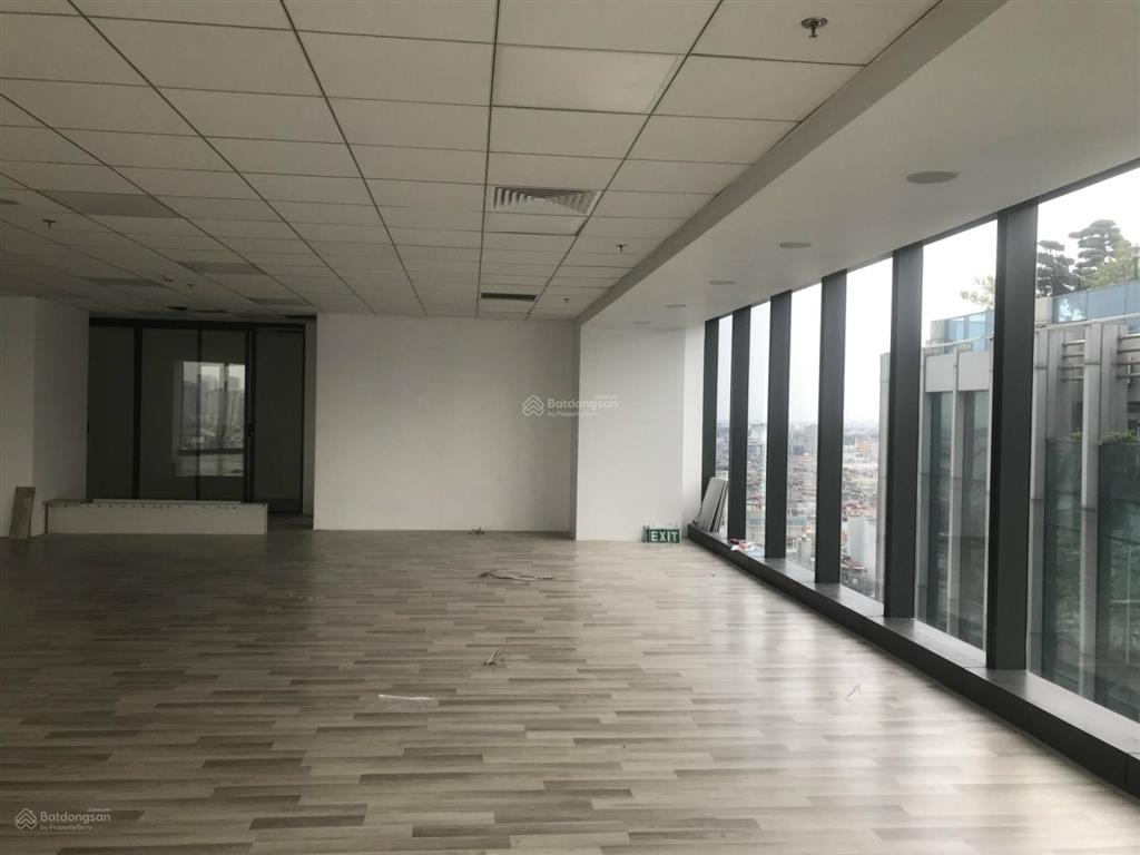 Bql cho thuê sàn văn phòng bên ngoại giao đoàn 100m2, giá 150 nghìn/m2