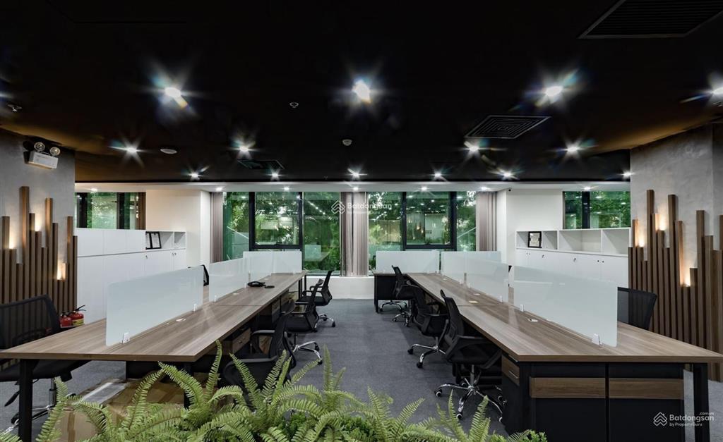 Bql cho thuê diamond lê văn lương 320m2 có nội thất cơ bản rất đẹp vào làm việc được luôn