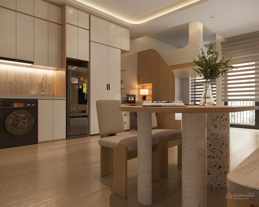 Bán nhà phố quan nhân, ô tô cách 30m, ngõ thông thoáng, sđcc, tặng nội thất dt35m2 5t