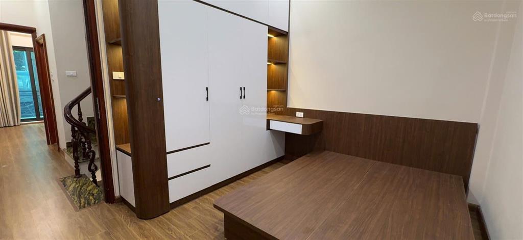 Bán nhà riêng tại cự lộc, giá siêu hời 8 tỷ vnd, 35m2, 3pn, 4wc, 5 tầng