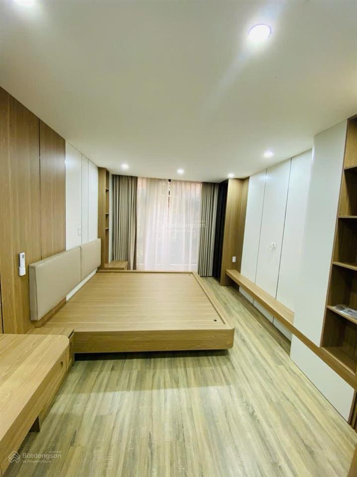 Quan nhân  hoàng ngân  nhân hoà  nhà đẹp  thang máy về ở ngay dt 40 m 6t giá 12.9 tỷ