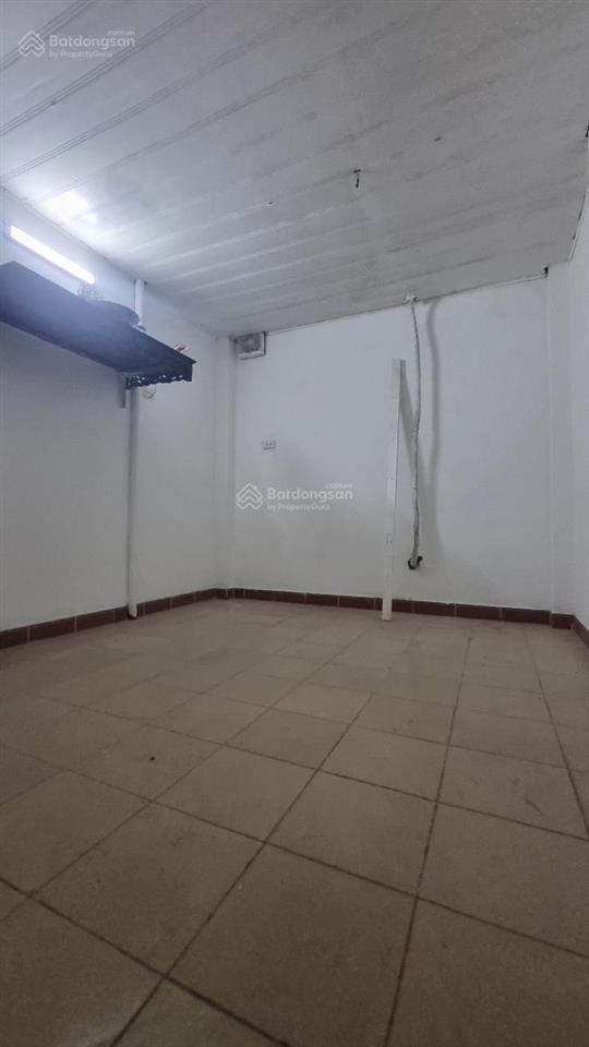 Quan nhân  dt 35 m  4 t  ngay đường vành đai 2,5  nhà thoáng có thể ở luôn  giá 7.95 tỷ