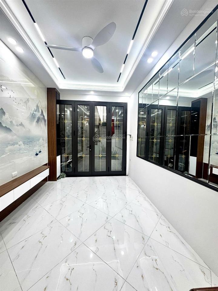 Quan nhân  nhà mới tinh  full nội thất xịn xò  dt 35 m 5t giá7.95 tỷ