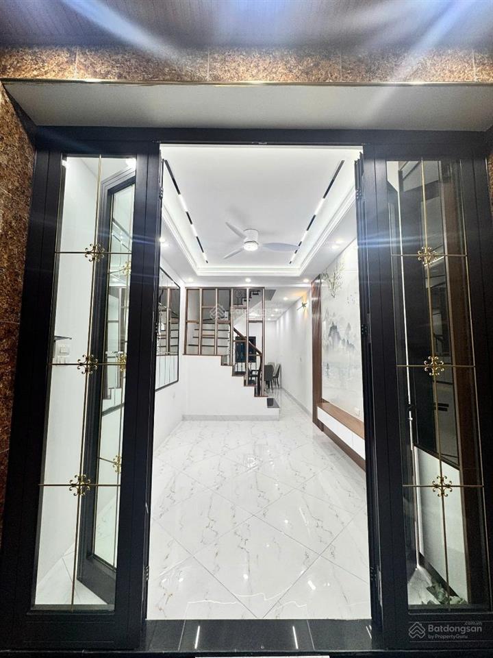 Quan nhân  nhà mới tinh  full nội thất xịn xò  dt 35 m 5t giá7.95 tỷ