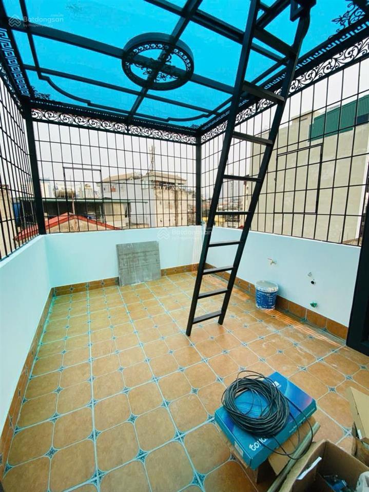 Chính chủ bán nhà quan nhân 6t thang máy, ô tô, kd, 60m ra hồ điều hòa, nhà mới tặng nội thất