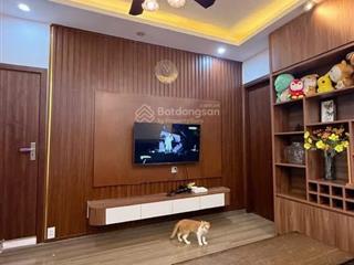 Chính kinh  nhà ở ngay  thoáng sáng  gần ô tô  gần đường vành đai 2,5  2 thoáng