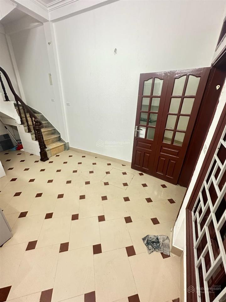 Bán nhà phố chính kinh  ô tô cách nhà 30 m ra mặt phố  ngay ga tàu  bến xe buýt dt26 4tgus5.76t