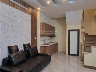 Bán nhà phố quan nhân  nhà mới về ở ngay  ngay hồ điều hoà dt 34 m 5 t giá 7.99tỷ .