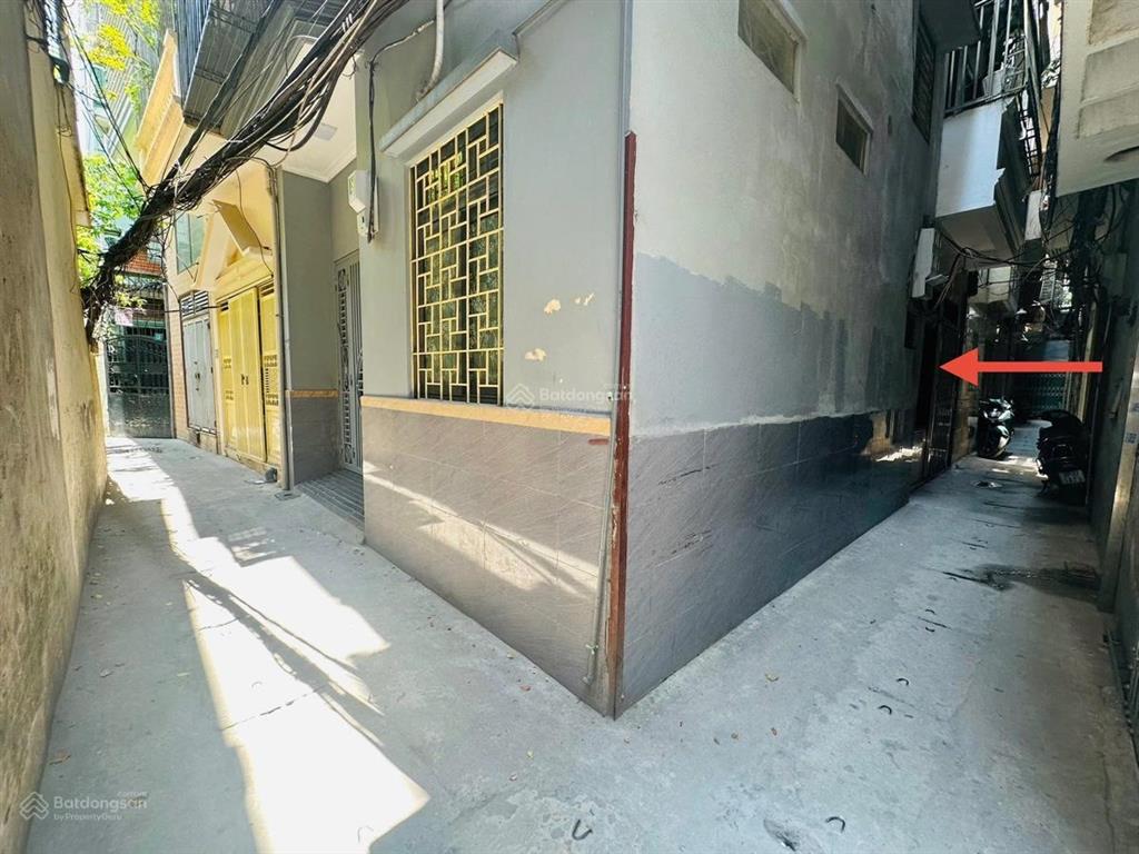 Bán nhà chính kinh , hiếm có khó tìm, cách vài bước ra ô tô , dt 26 m 4 t giá 5.76 tỷ