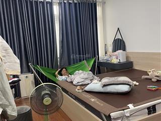 Cần bán nhà quan nhân  ô tô cách 30 m, vài bước ra hồ điều hoà lộng gió  34 m2 5 tầng giá 7,9tỷ