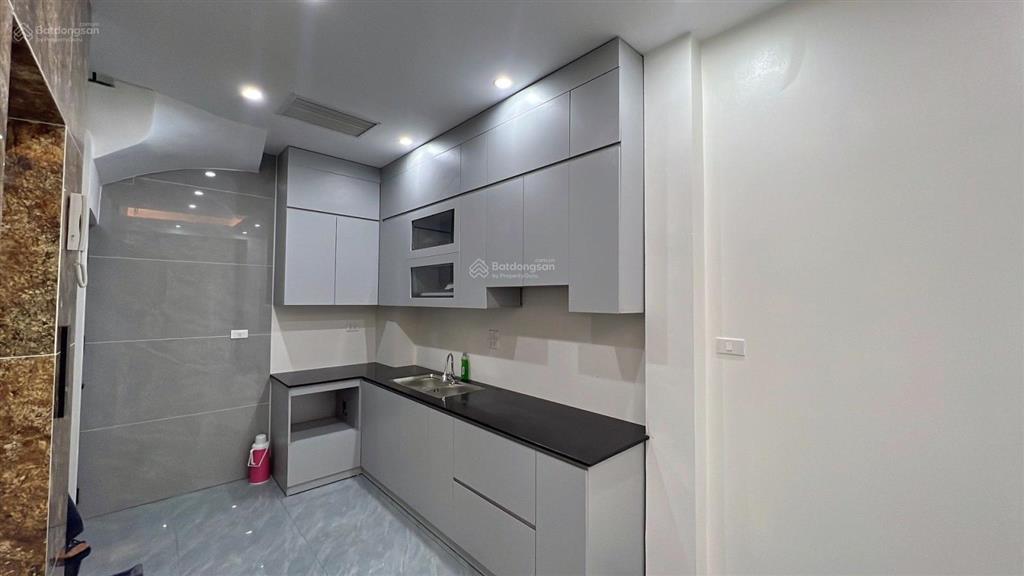 Bán nhà 5t, thang máy, ô tô đỗ cửa phố ngô quyền, gần ngã tư tố hữu, lê trọng tấn, hà đông, giá 9t