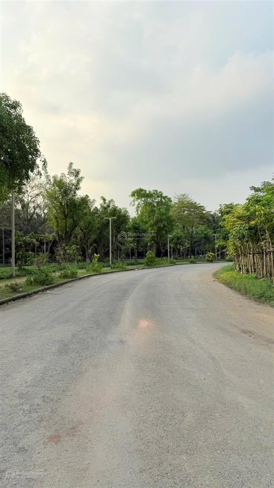 Đất nền sổ hồng riêng giá rẻ quận chỉ 9 tỷ 1 thương lượng