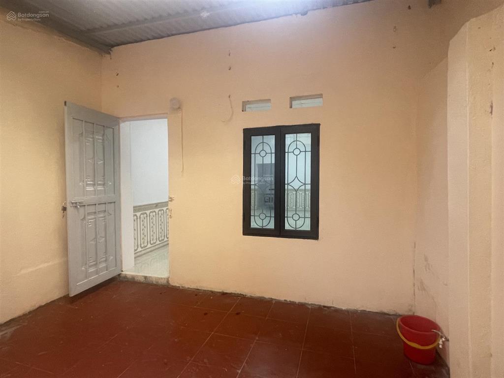 Cho thuê nhà 1 tầng trên đất 55m2 chính chủ  121 trần phú, hà đông
