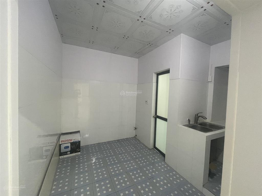 Cho thuê nhà 1 tầng trên đất 55m2 chính chủ  121 trần phú, hà đông