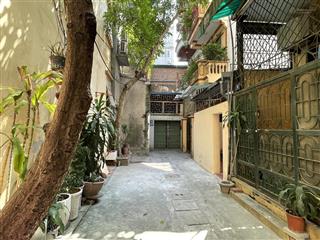 Cho thuê nhà 1 tầng trên đất 55m2 chính chủ  121 trần phú, hà đông
