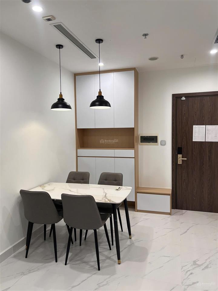 Cần cho thuê ngay căn 2pn đầy đủ nội thất, view công viên siêu thực