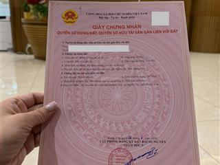Sẵn sổ đỏ, chính chủ cần bán liền kề 5 tầng view trực diện công viên, bể bơi tại vinhomes ocp2