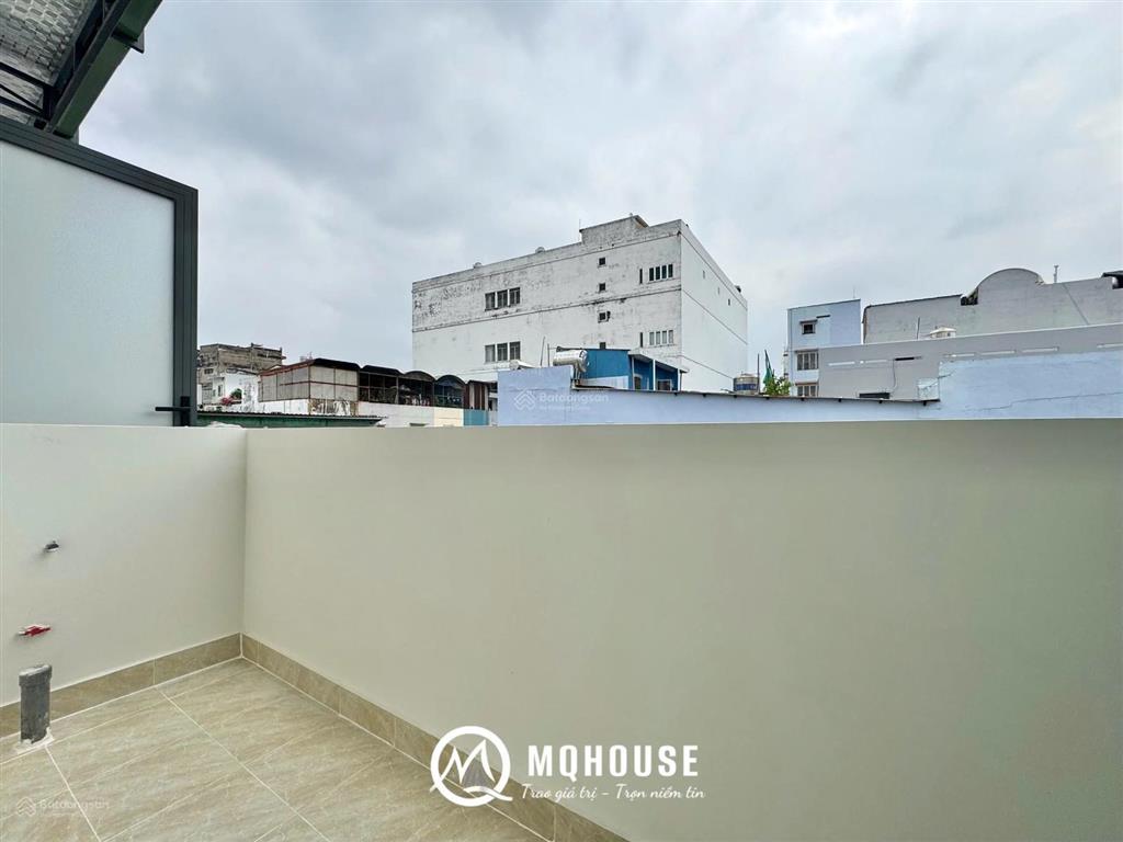 Căn hộ gác ban công mới xây 100%  tô ký  cvpm quang trung  full nội thất